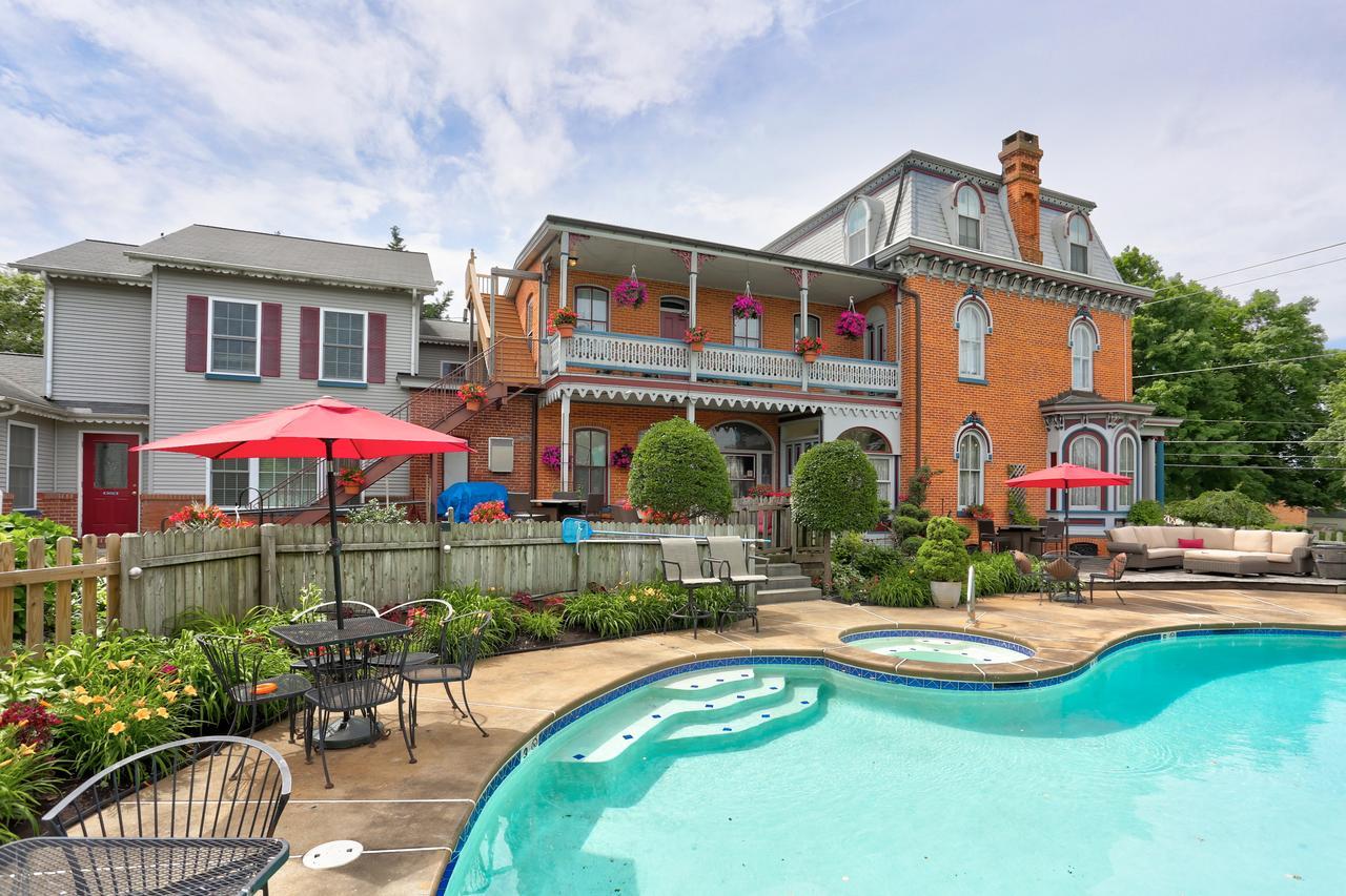 Greystone Manor Bed & Breakfast Bird-in-Hand Exteriér fotografie